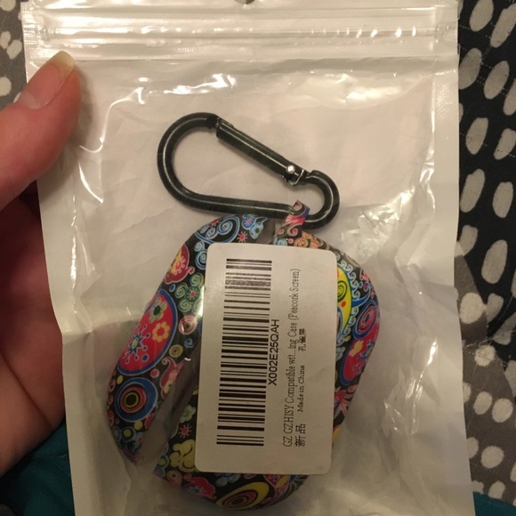 6 pc AirPod Pro Case Bundle - Picture 9 of 9